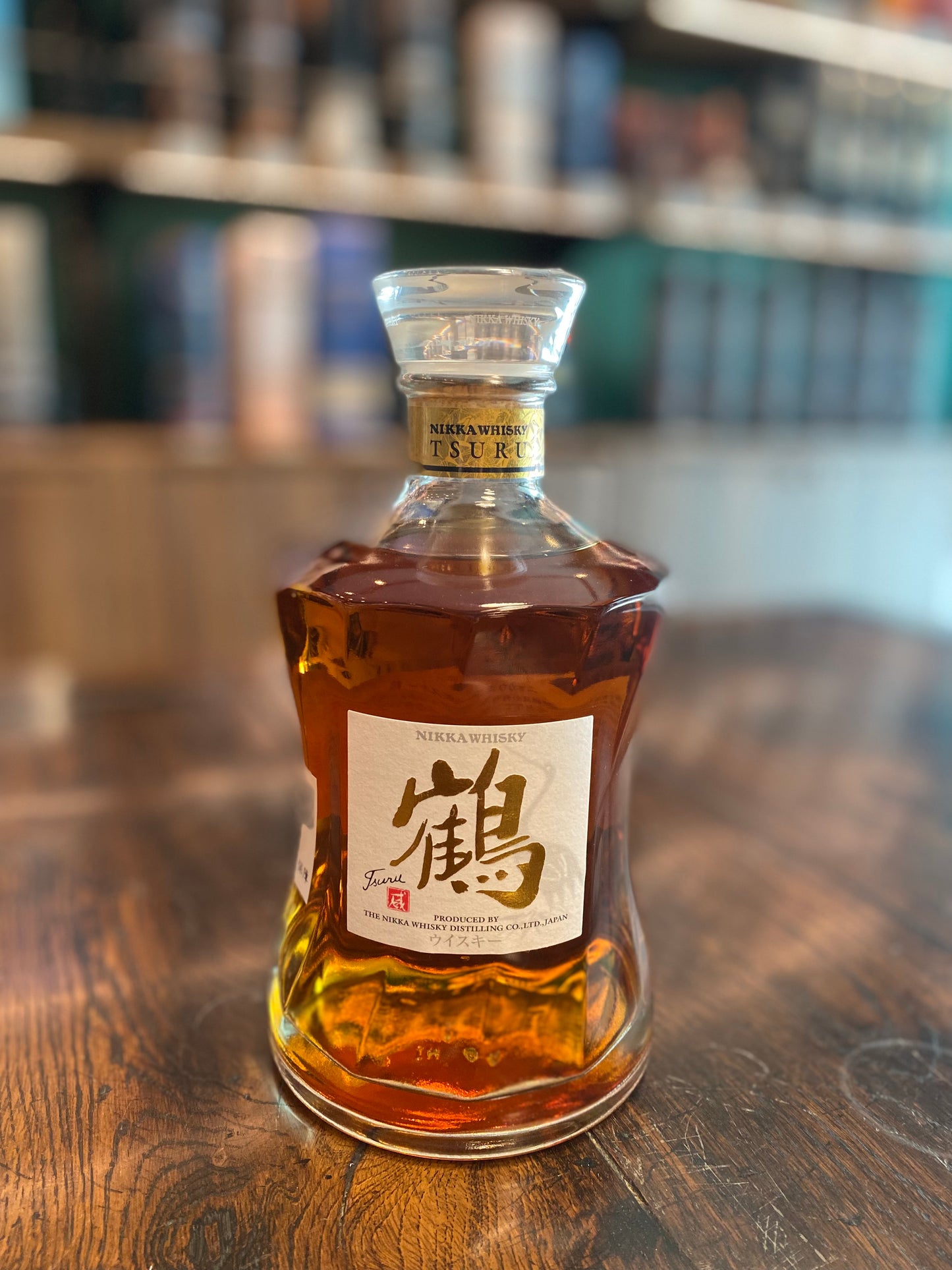 Nikka Whiskey Crane (limited to Yoichi Distillery) Gold Whisky NIKKA Whisky Magazine "BEST OF THE whisky" 700ml, 43%